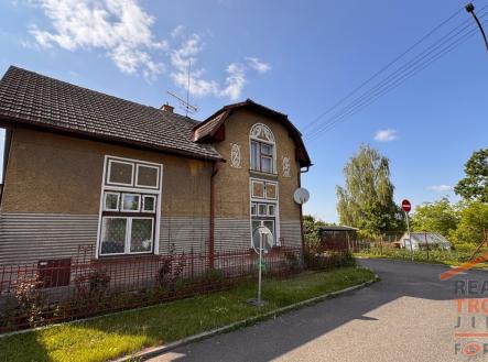 2.jpg | Prodej - dům/vila, 210 m²