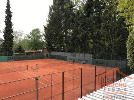 1.jpg | Prodej - pozemek pro komerční výstavbu, 3 021 m²