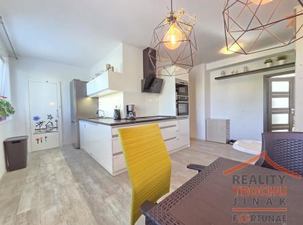 4.jpg | Prodej bytu, 3+kk, 65 m²