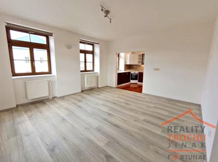 002.jpeg | Prodej bytu, 3+1, 74 m²