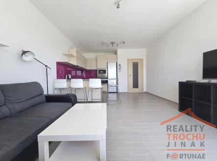 20260528-141837.jpg | Pronájem bytu, 2+kk, 62 m²