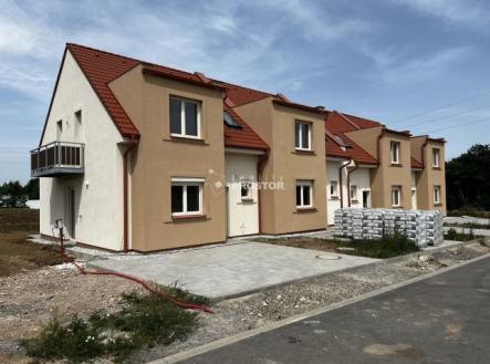 Fotka 1 | Prodej - dům/vila, 111 m²