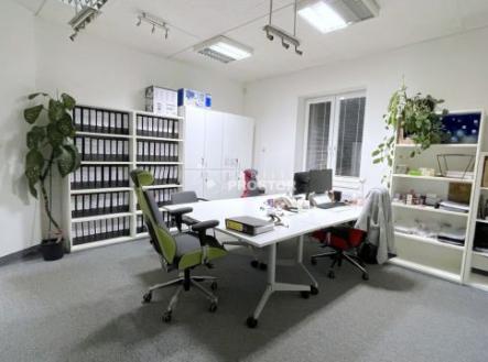 Fotka 4 | Pronájem - kanceláře, 240 m²