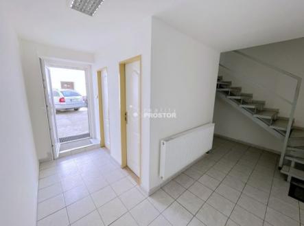 Fotka 10 | Pronájem - skladovací prostor, 43 m²