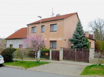 Fotka 1 | Prodej - dům/vila, 174 m²