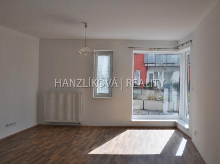 Pronájem bytu, 1+kk, 34 m² obrázek