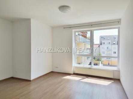 Pronájem bytu, 2+kk, 40 m² obrázek