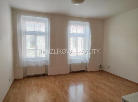 Pronájem bytu, 1+kk, 25 m² obrázek