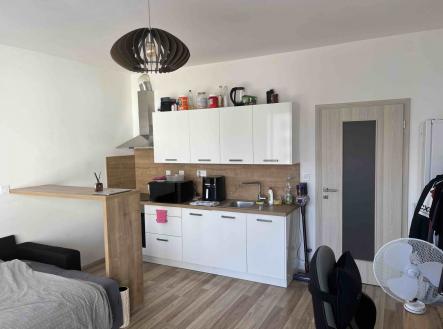 Pronájem bytu, 1+kk, 28 m² obrázek