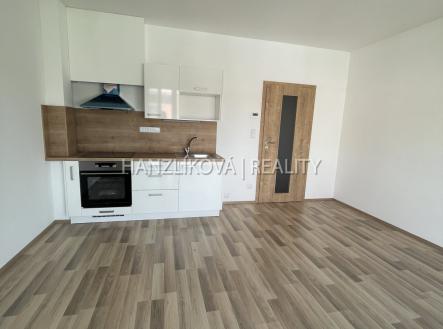 foto: 1 | Pronájem bytu, 1+kk, 33 m²