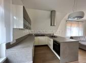 Pronájem bytu, 3+kk, 95 m²