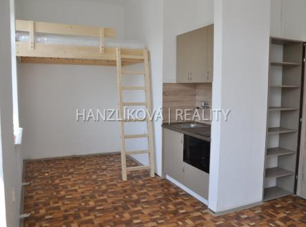 Pronájem bytu, 1+kk, 28 m² obrázek