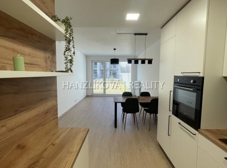 foto: 1 | Pronájem bytu, 2+kk, 52 m²