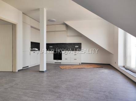 foto: 1 | Pronájem bytu, 2+kk, 92 m²