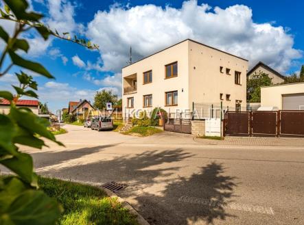 foto: 2 | Prodej - dům/vila, 200 m²