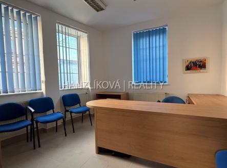foto: 2 | Pronájem - kanceláře, 37 m²