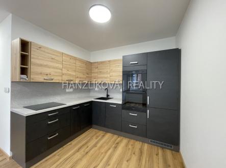foto: 1 | Pronájem bytu, 2+kk, 42 m²