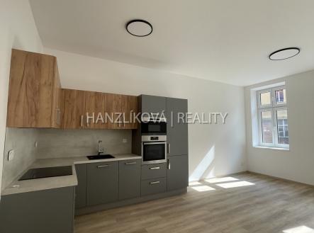 foto: 1 | Pronájem bytu, 2+kk, 42 m²