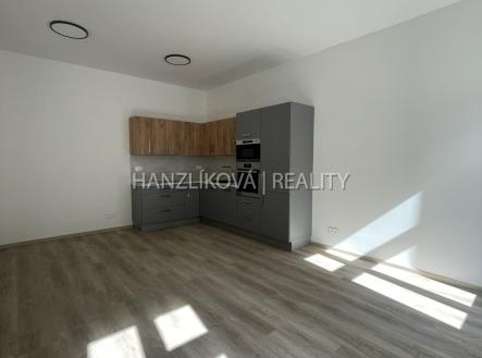 foto: 2 | Pronájem bytu, 2+kk, 42 m²
