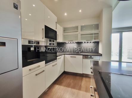 foto: 4 | Pronájem bytu, 2+kk, 75 m²