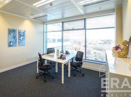 . | Pronájem - kanceláře, 56 m²