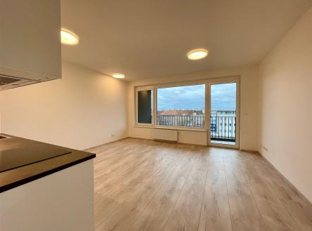 . | Pronájem bytu, garsoniéra, 36 m²