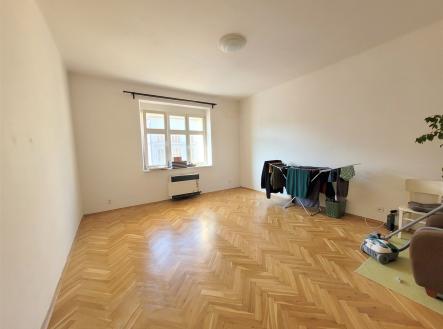 . | Pronájem bytu, 2+1, 60 m²