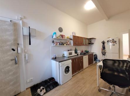 . | Pronájem bytu, 2+1, 60 m²