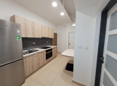 . | Pronájem bytu, 2+kk, 65 m²