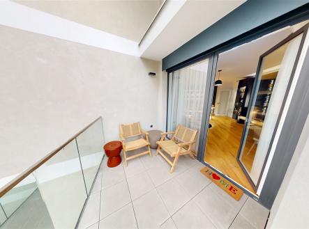 . | Pronájem bytu, 2+kk, 64 m²