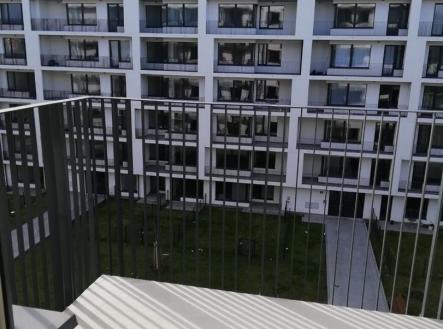 . | Pronájem bytu, garsoniéra, 32 m²