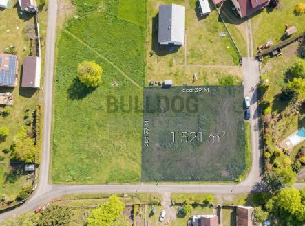 pohled na pozemek | Prodej - pozemek pro bydlení, 1 521 m²