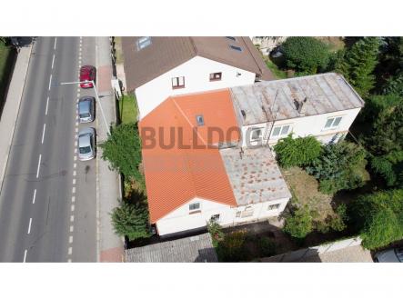 pohled na dům | Prodej - nájemní dům, 243 m²