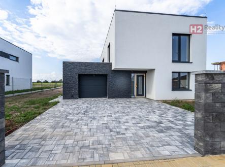 Prodej novostavby Praha východ, Jenštejn, rodinný dům | Prodej - dům/vila, 195 m²