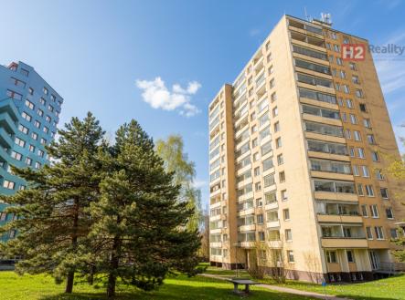 gemini-generated-image-i4259yi4259yi425-1.png | Pronájem bytu, 2+1, 62 m²