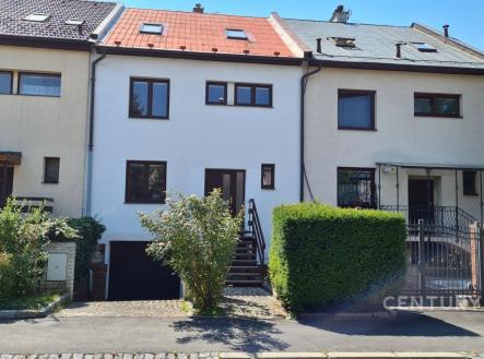 . | Prodej - dům/vila, 290 m²