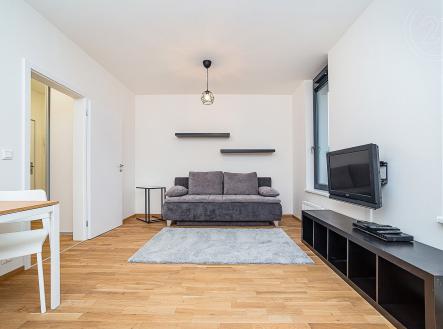 . | Pronájem bytu, 1+kk, 30 m²