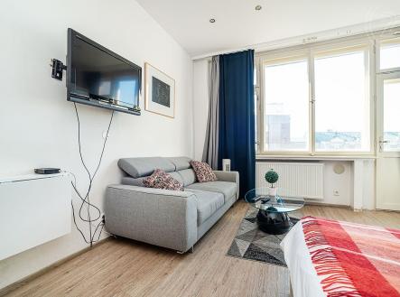 . | Pronájem bytu, 1+1, 28 m²