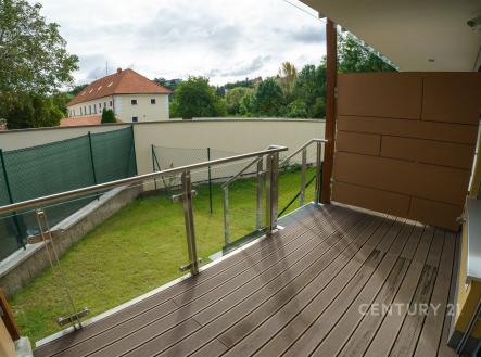 . | Pronájem bytu, 1+kk, 33 m²