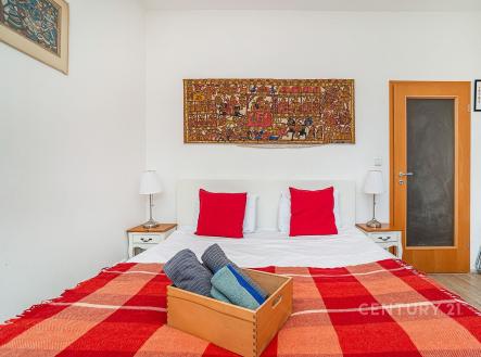 . | Pronájem bytu, 1+1, 28 m²