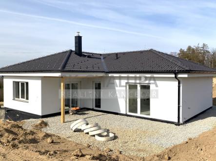 foto: 1 | Prodej - dům/vila, 104 m²