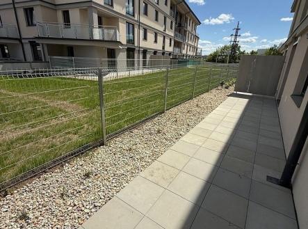 . | Pronájem bytu, 3+kk, 65 m²