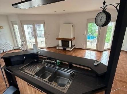 . | Pronájem - dům/vila, 145 m²