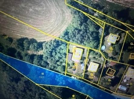 . | Prodej - pozemek, trvalý travní porost, 607 m²