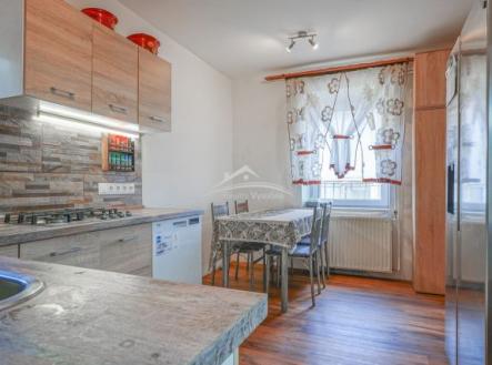 Fotka 4 | Prodej - dům/vila, 200 m²