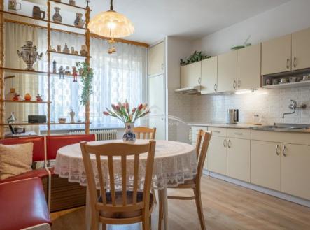 Fotka 2 | Prodej - dům/vila, 330 m²