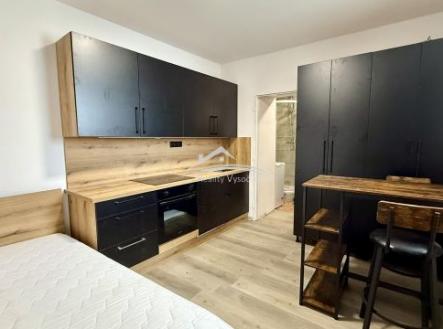 Fotka 2 | Pronájem bytu, 1+kk, 18 m²