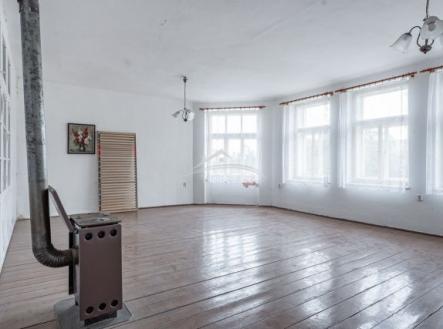 Fotka 4 | Prodej - nájemní dům, 654 m²