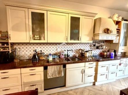 Fotka 2 | Prodej - dům/vila, 150 m²