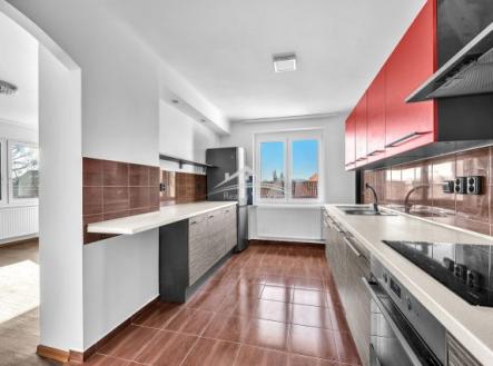 Fotka 10 | Prodej - dům/vila, 340 m²